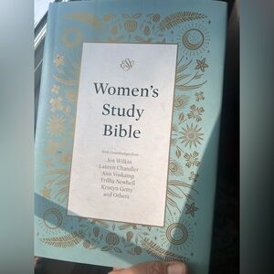 Women’s Study Bible